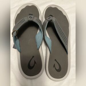 Olukai sandals brand New size 12